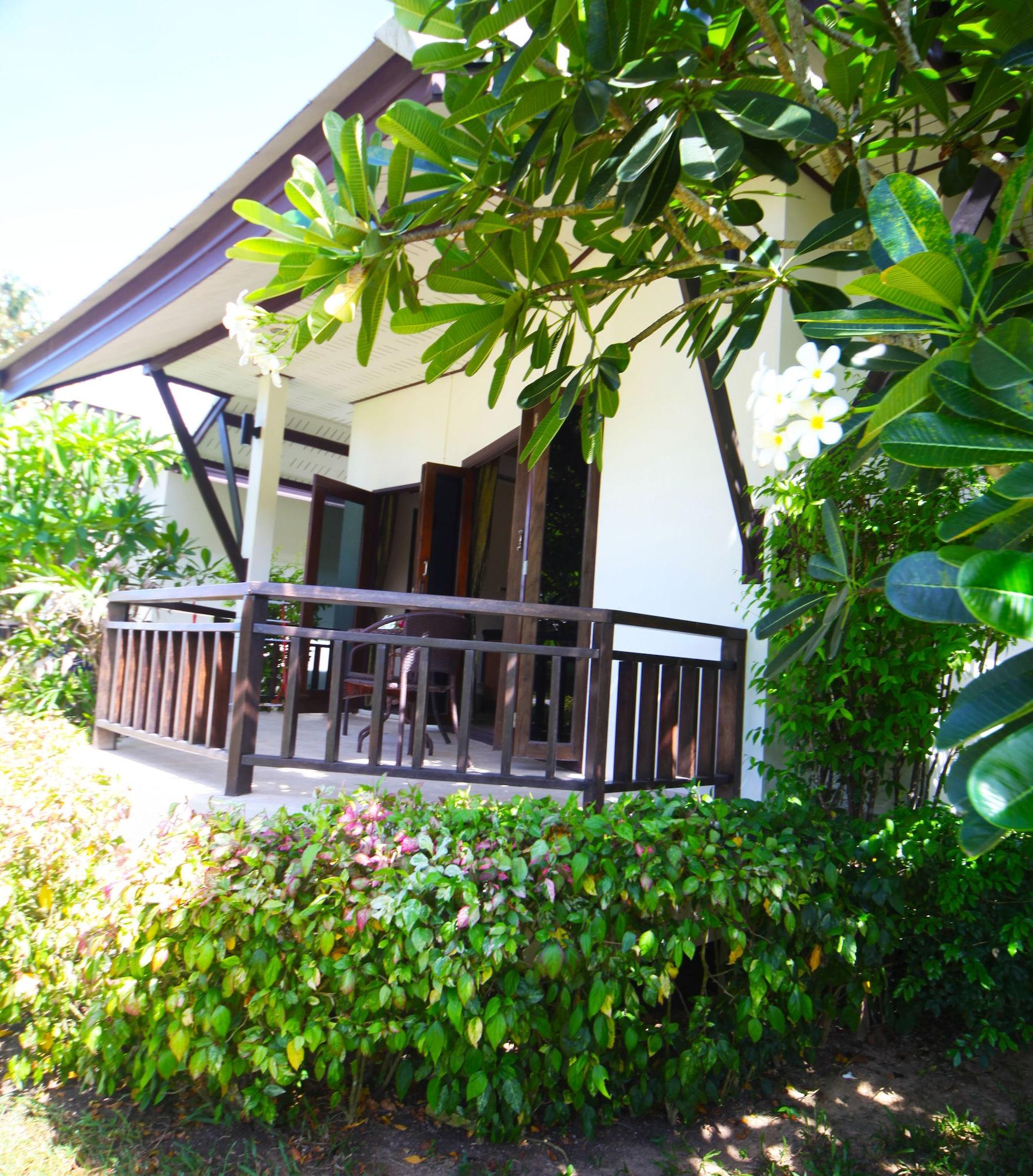 Saphli Villa Chumphon Exteriör bild